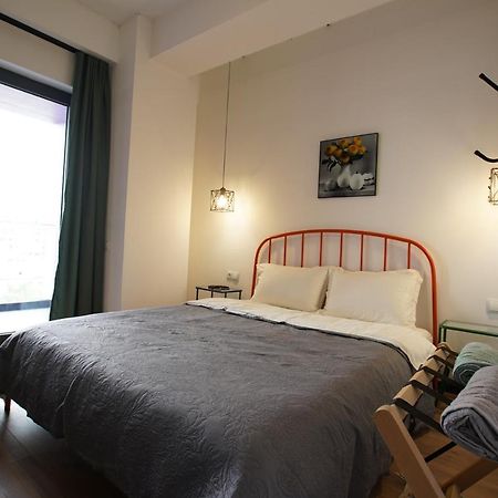 Stylish Apartamento Tbilisi Exterior foto