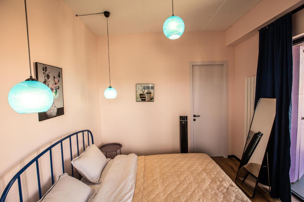 Stylish Apartamento Tbilisi Exterior foto
